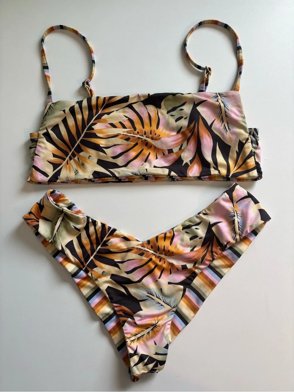 Billabong Reversible Bikini Cheeky Bottom (S) & Bralette Top (M) Stripes/Floral